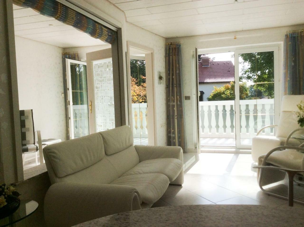 Ferien-Appartement Am Schlosssee ザーレム エクステリア 写真
